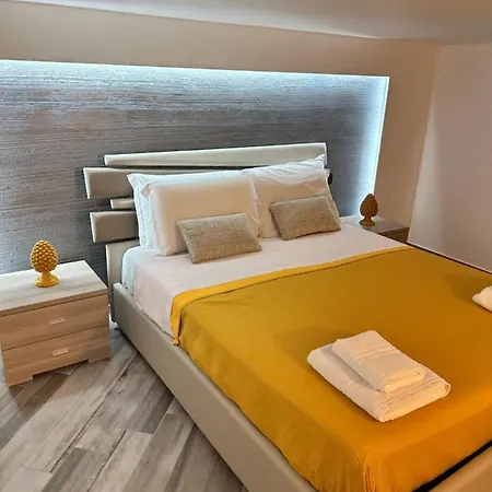 Apartament Sanduli Luxury House *